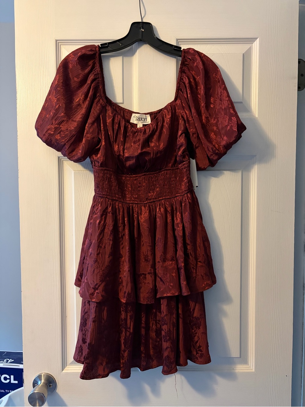 Citron Burgundy Puff-Sleeve Tiered Mini Dress